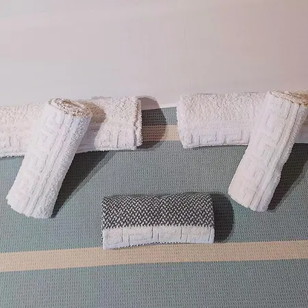 Attic * ネア・ムダニア