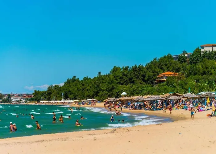 Attic Lägenhet Nea Moudhania